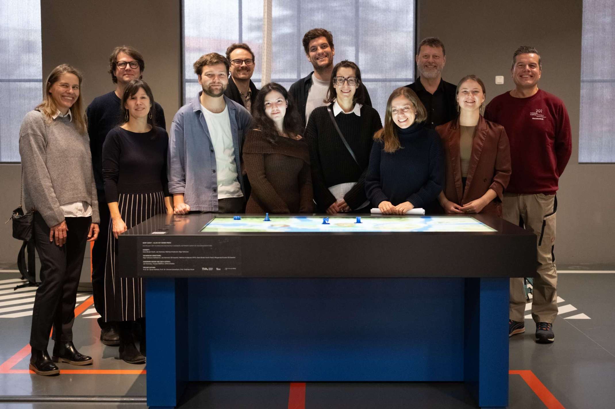 Am interaktiven Spieltisch ´Shirt Quest´ im Staatlichen Textil- und Industriemuseum Augsburg (tim) Am interaktiven Spieltisch ´Shirt Quest´ im Staatlichen Textil- und Industriemuseum Augsburg (tim)