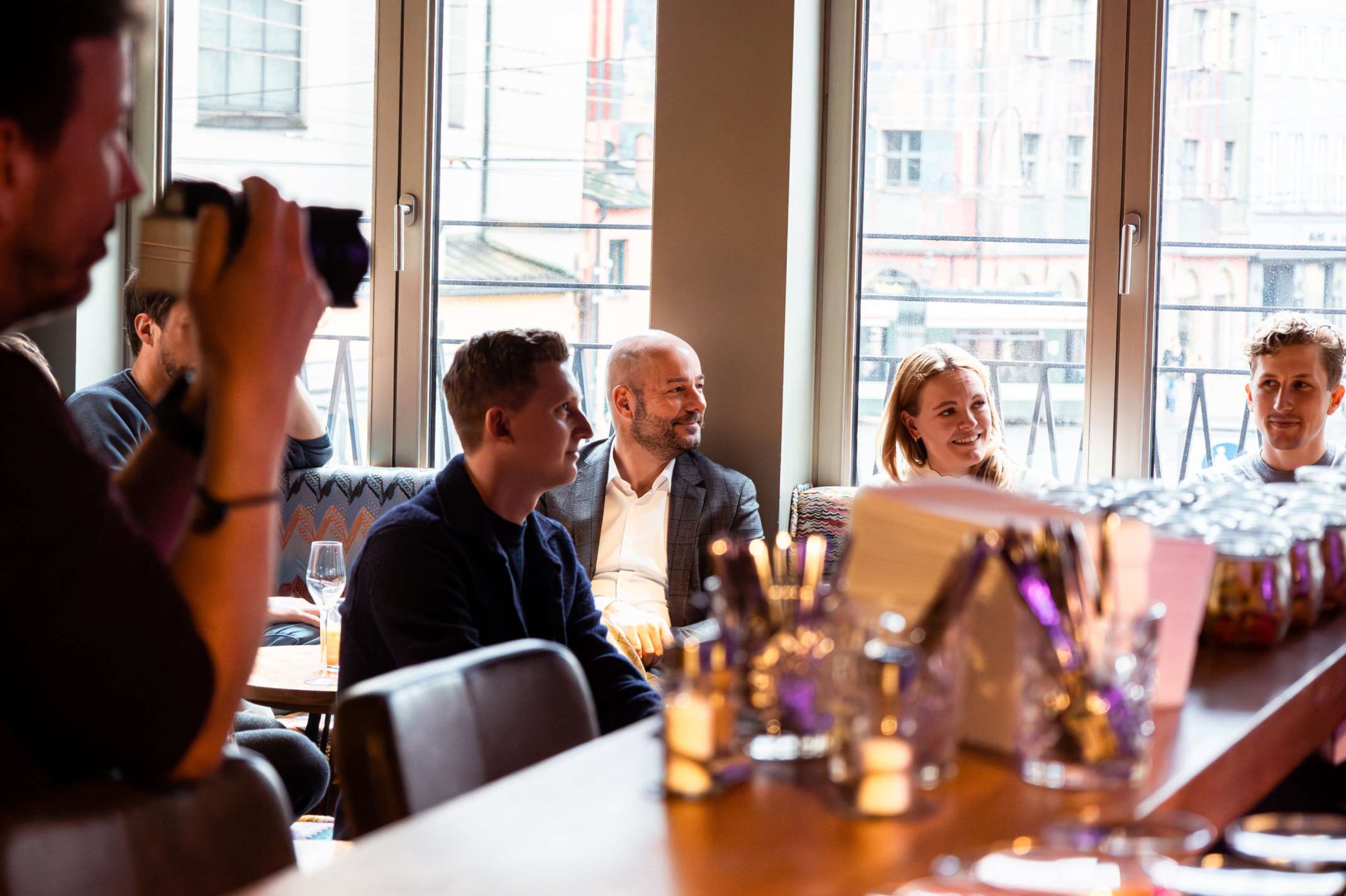 v.l.n.r. Benjamin Wöhrl (Lehrbeauftragter und Co-Founder conntac GmbH), Wolfgang Schmid (Rechtsanwalt), Inga Wiedemann (Team Funkenwerk) und Raphael Feinäugle (Digitales Zentrum Schwaben DZ.S)