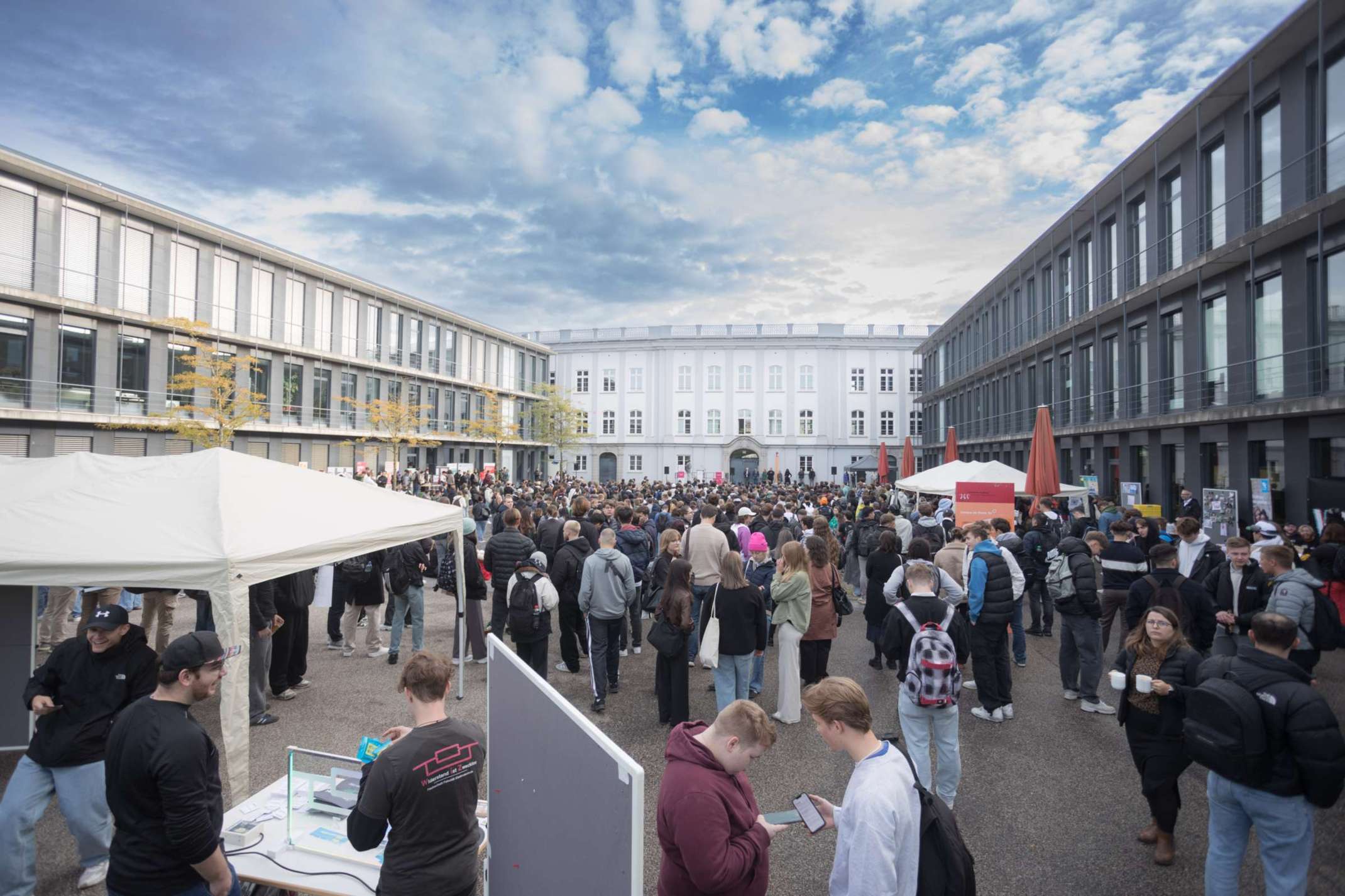 Erstsemesterbegrüßung auf dem Campus am Roten Tor.