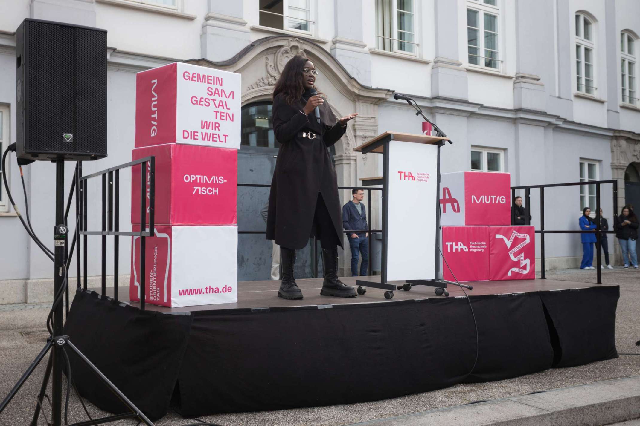 Erstsemesterbegrüßung auf dem Campus am Roten Tor.