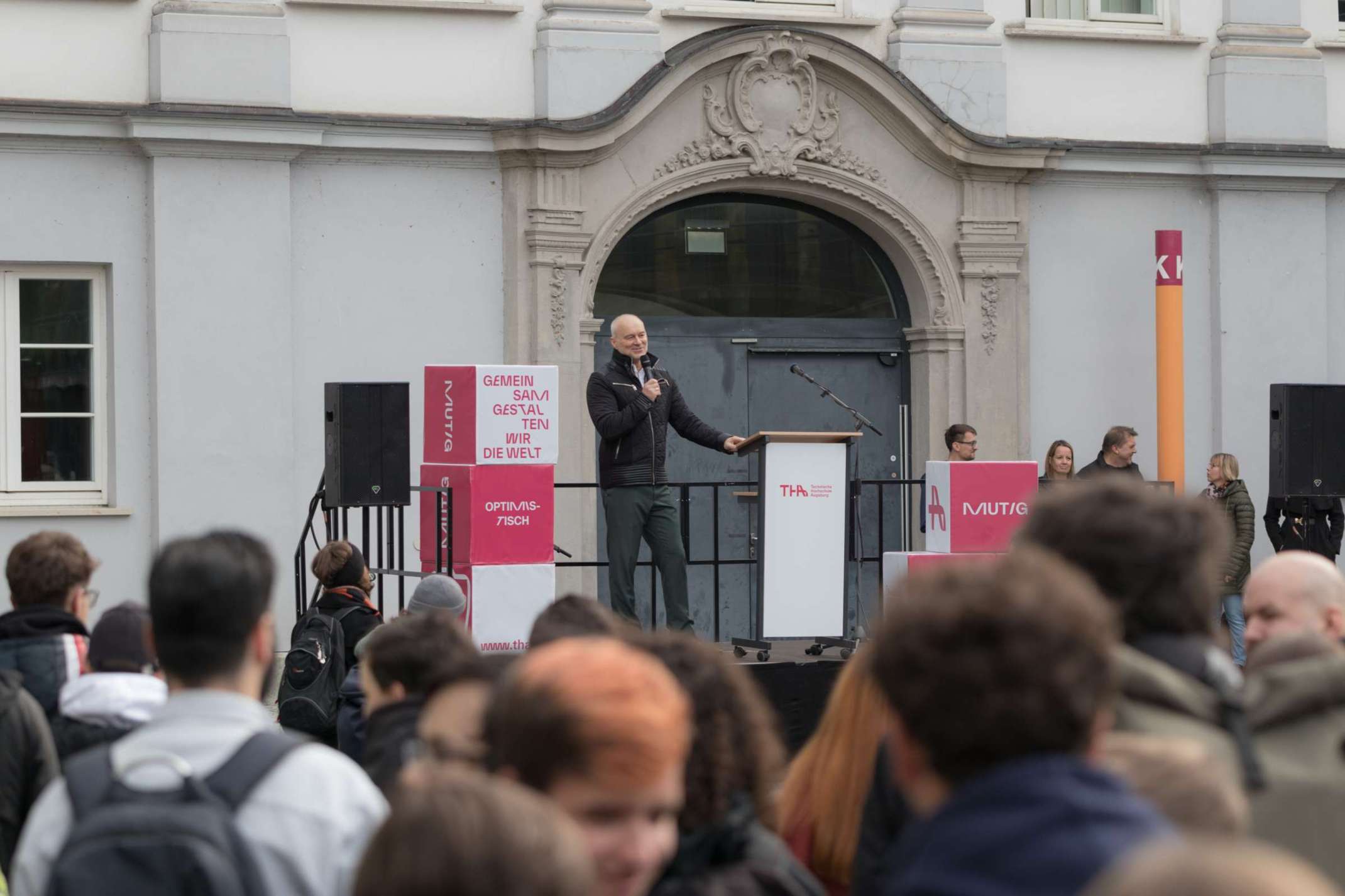 Erstsemesterbegrüßung auf dem Campus am Roten Tor.