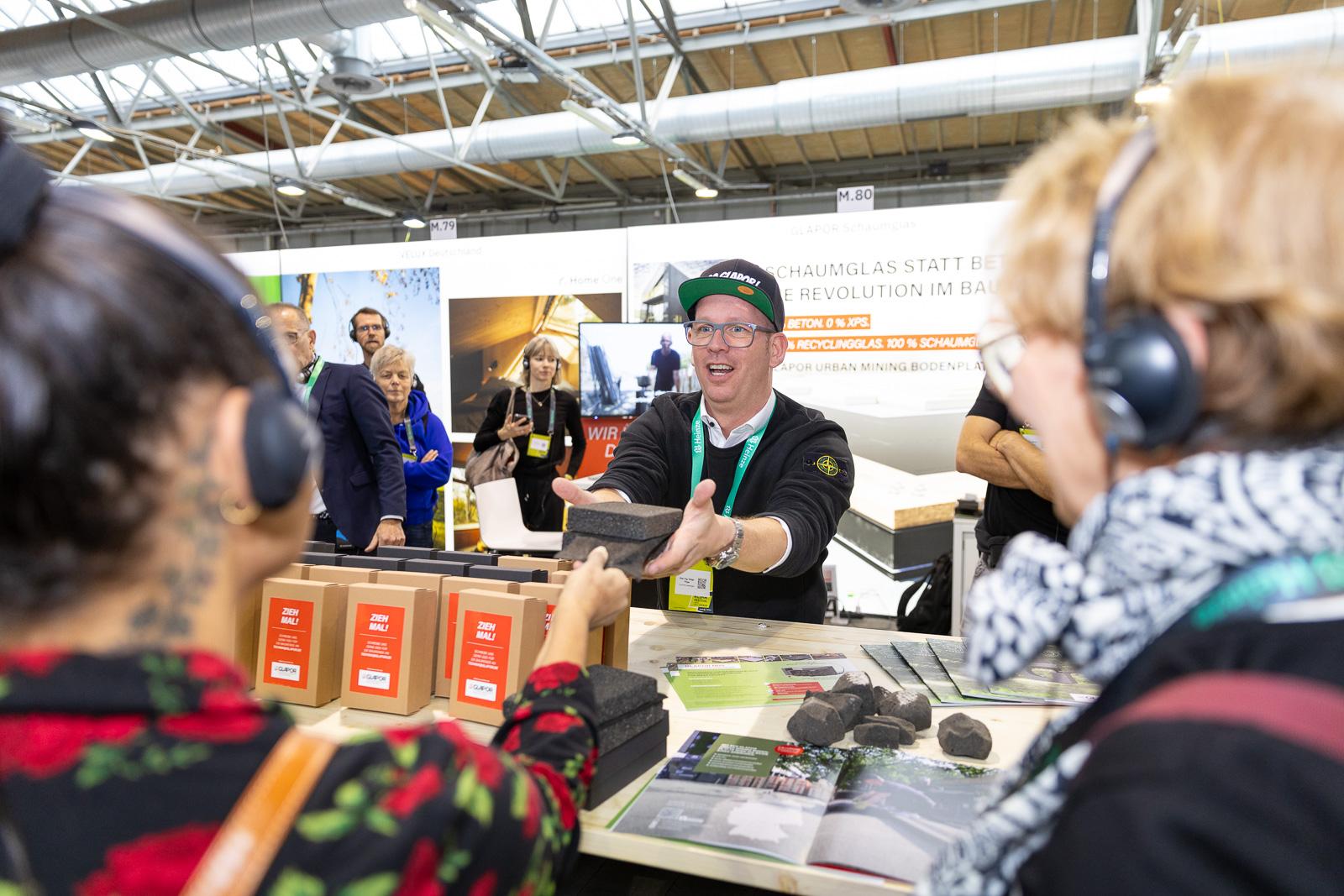 Stand der Firma Glapor auf dem Klimafestival