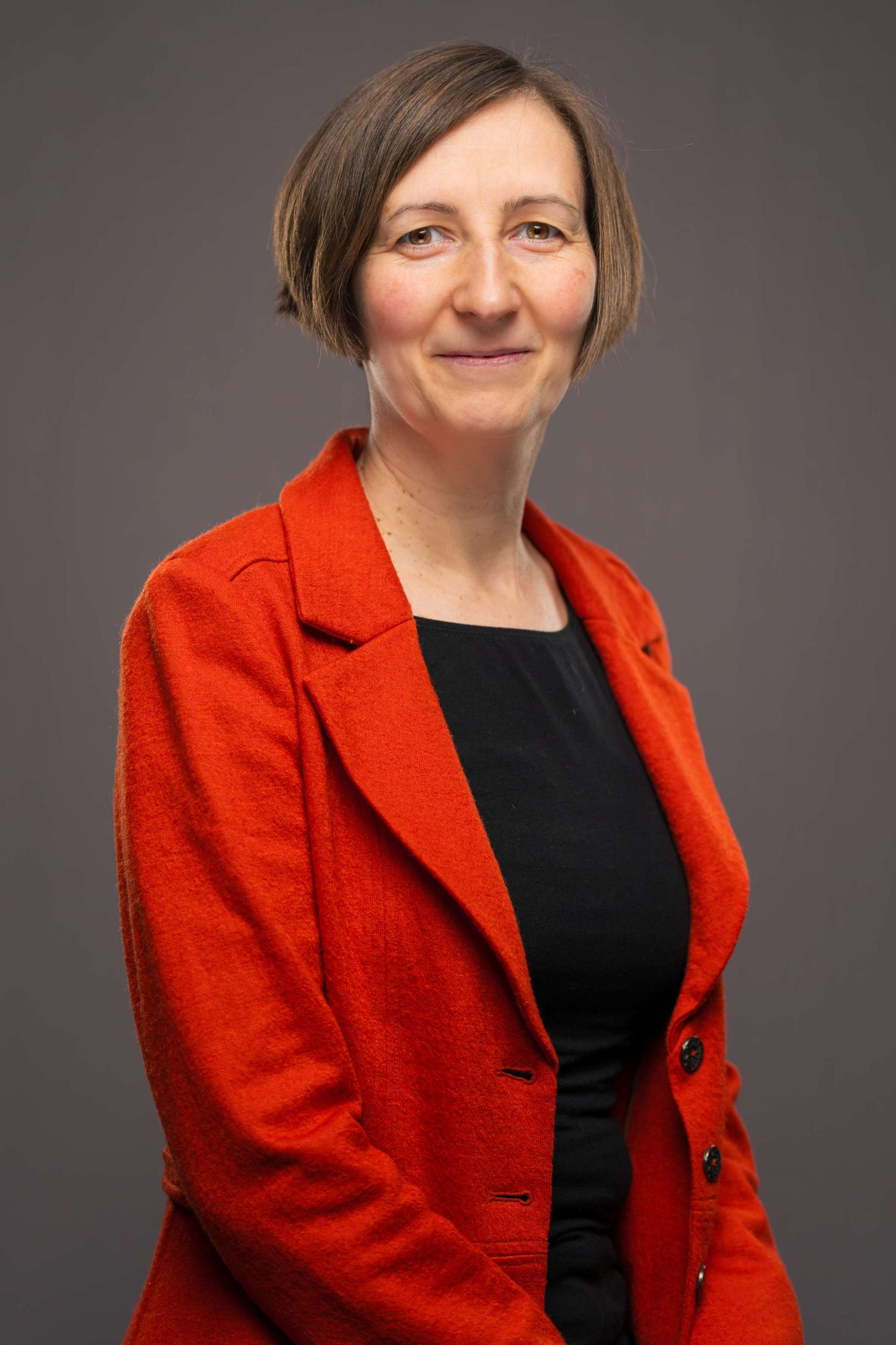 Emese Tömösvári, M.A., M.A.LIS