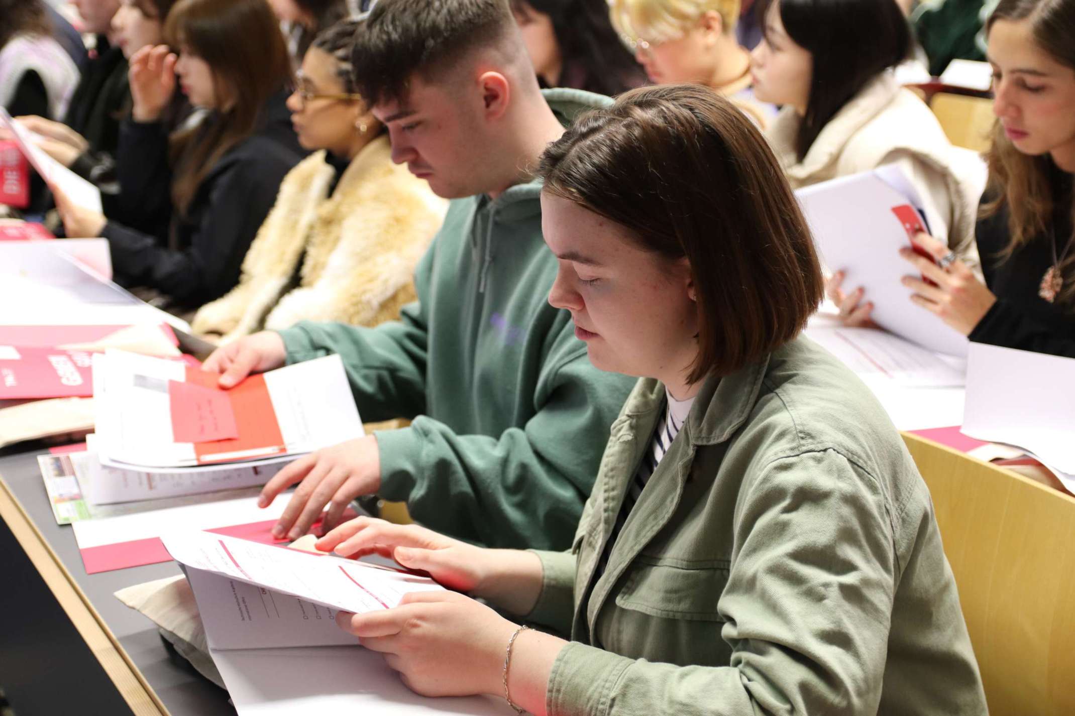 Internationale Studierende bei der Welcome Week.