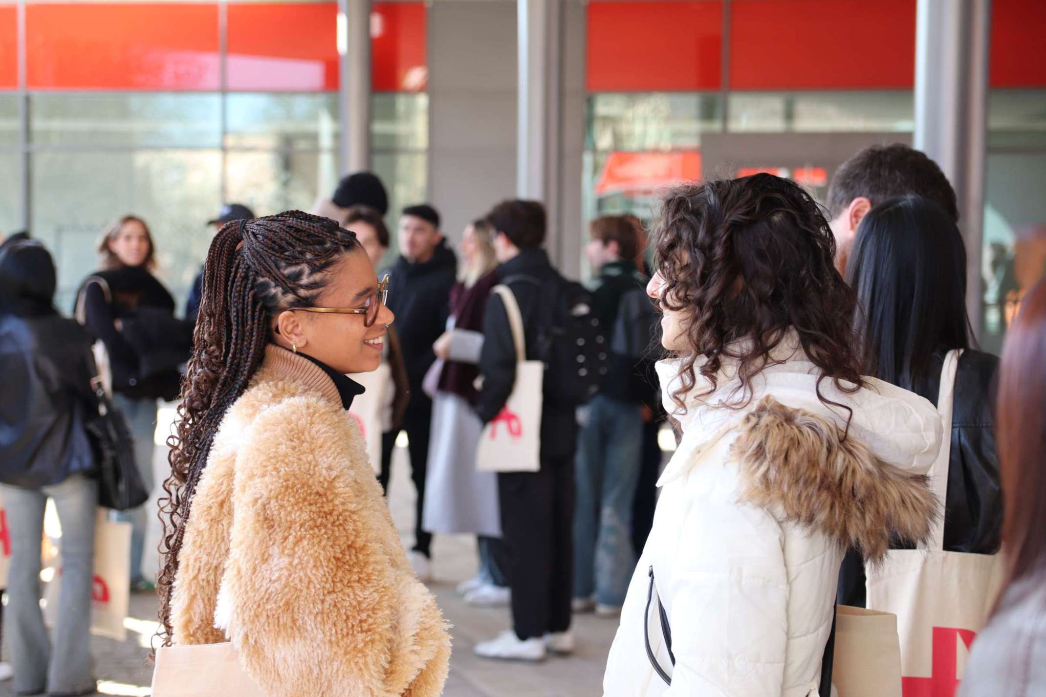 Internationale Studierende bei der Welcome Week.