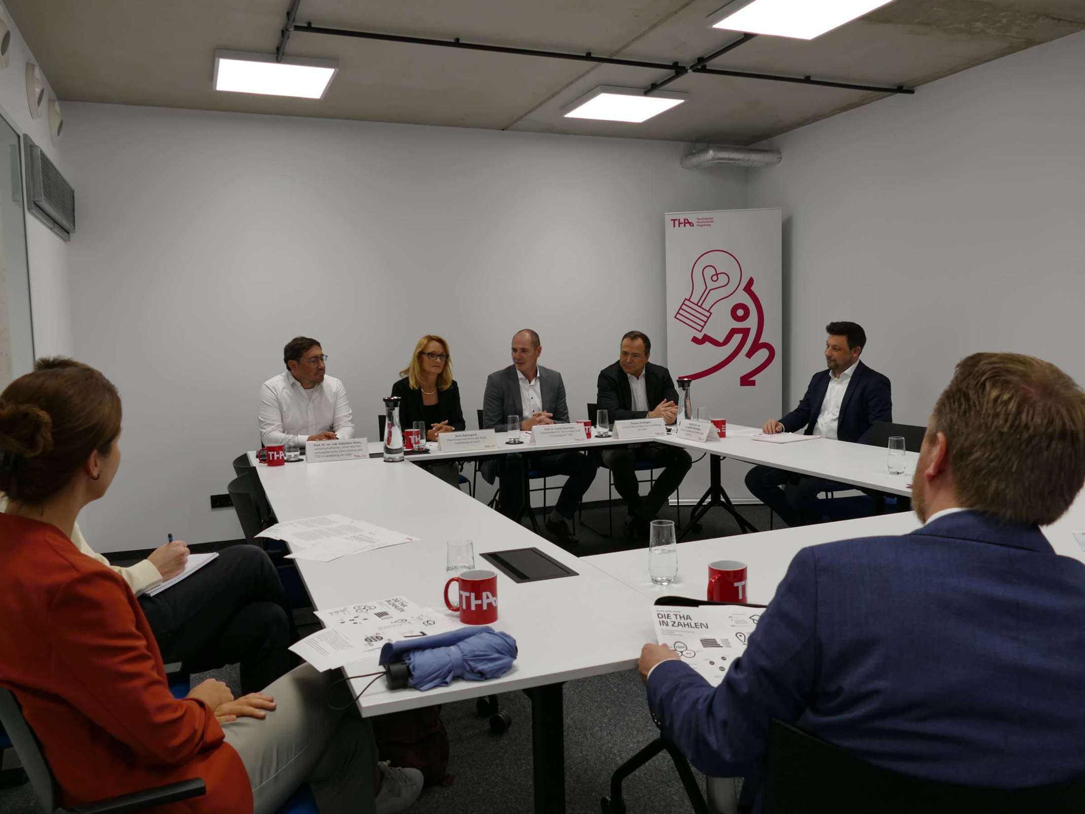 Beim Pressegespräch am TTZ in Landsberg am Lech Beim Pressegespräch am TTZ in Landsberg am Lech