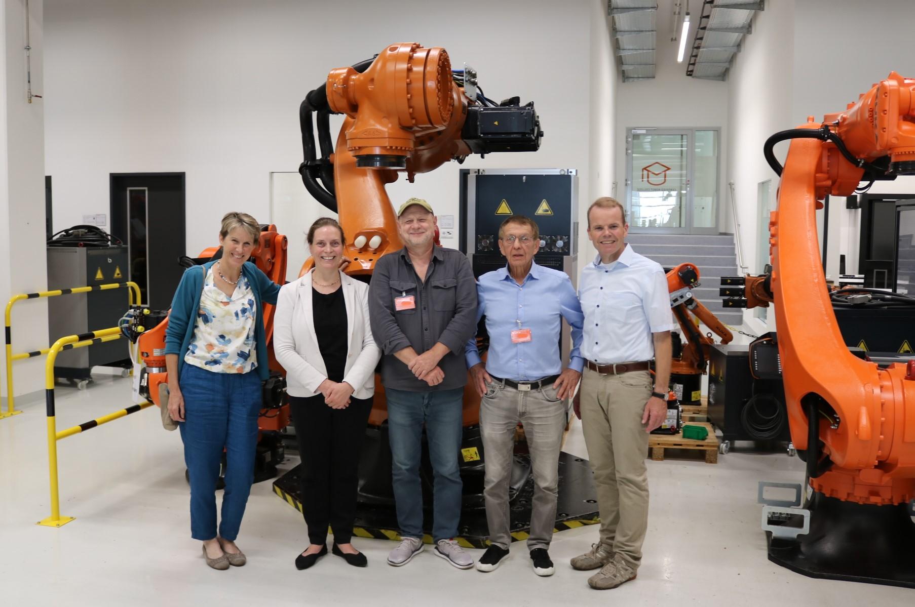 Besuch bei KUKA Besuch bei KUKA