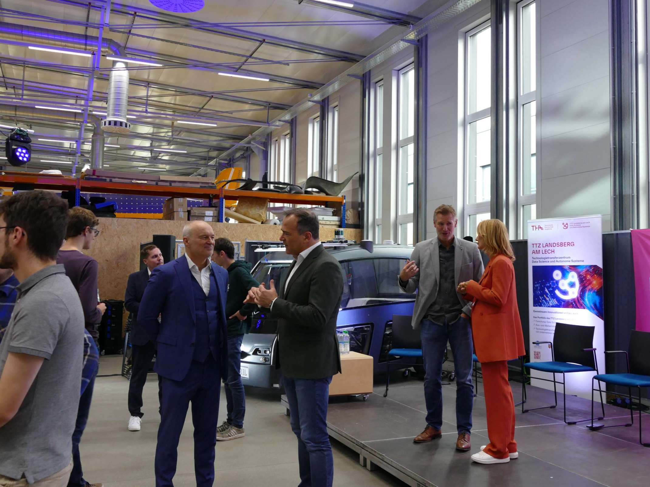 Studienstart am TTZ Landsberg am Lech: Vertreterinnen und Vertreter der THA und der Kommunalpolitik im Gespräch Studienstart am TTZ Landsberg am Lech: Vertreterinnen und Vertreter der THA und der Kommunalpolitik im Gespräch