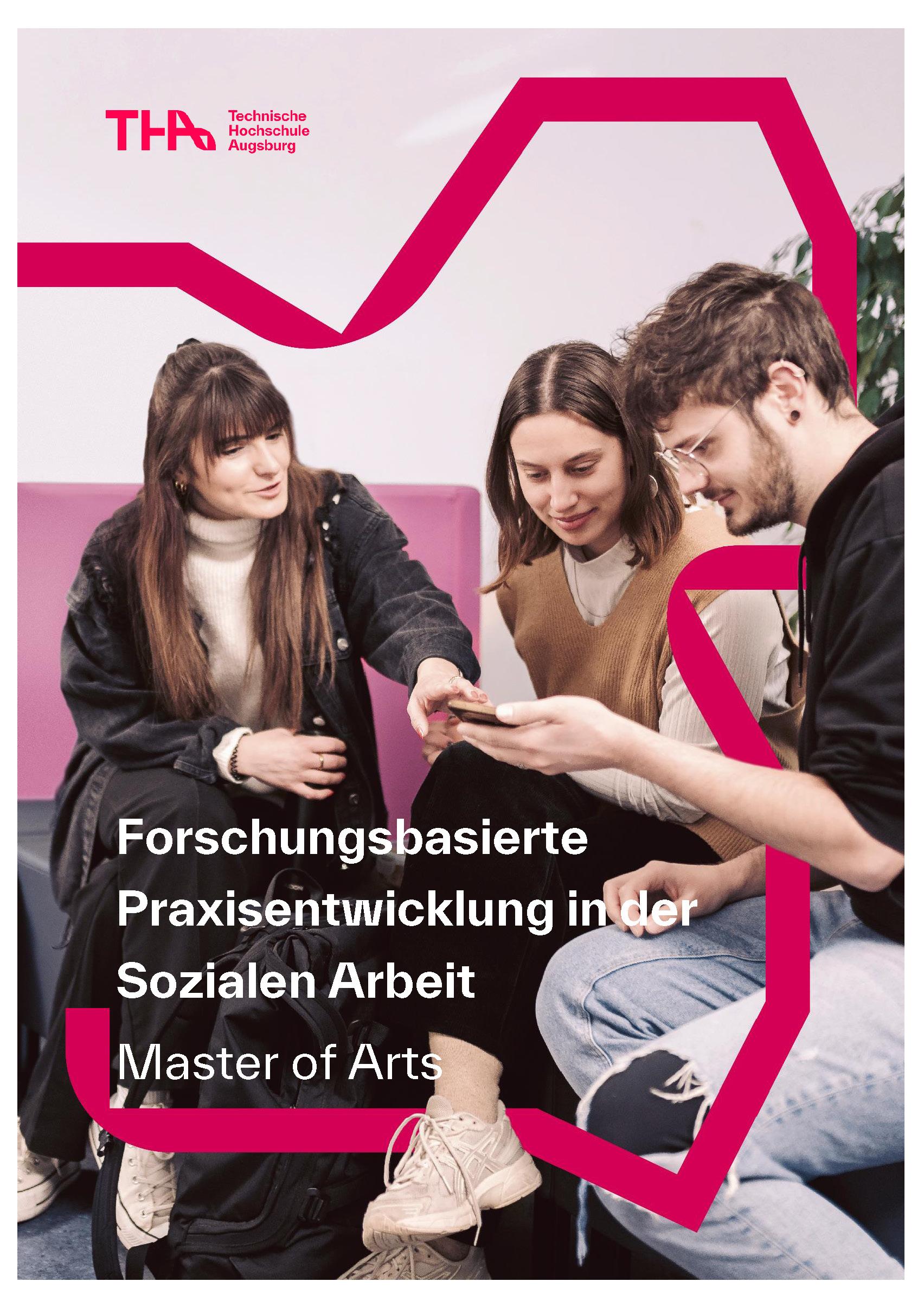 Studierende arbeiten zusammen Studierende arbeiten zusammen