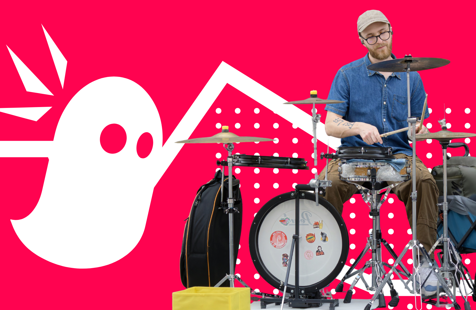 Selbstständiger Musiker am Schlagzeug Selbstständiger Musiker am Schlagzeug