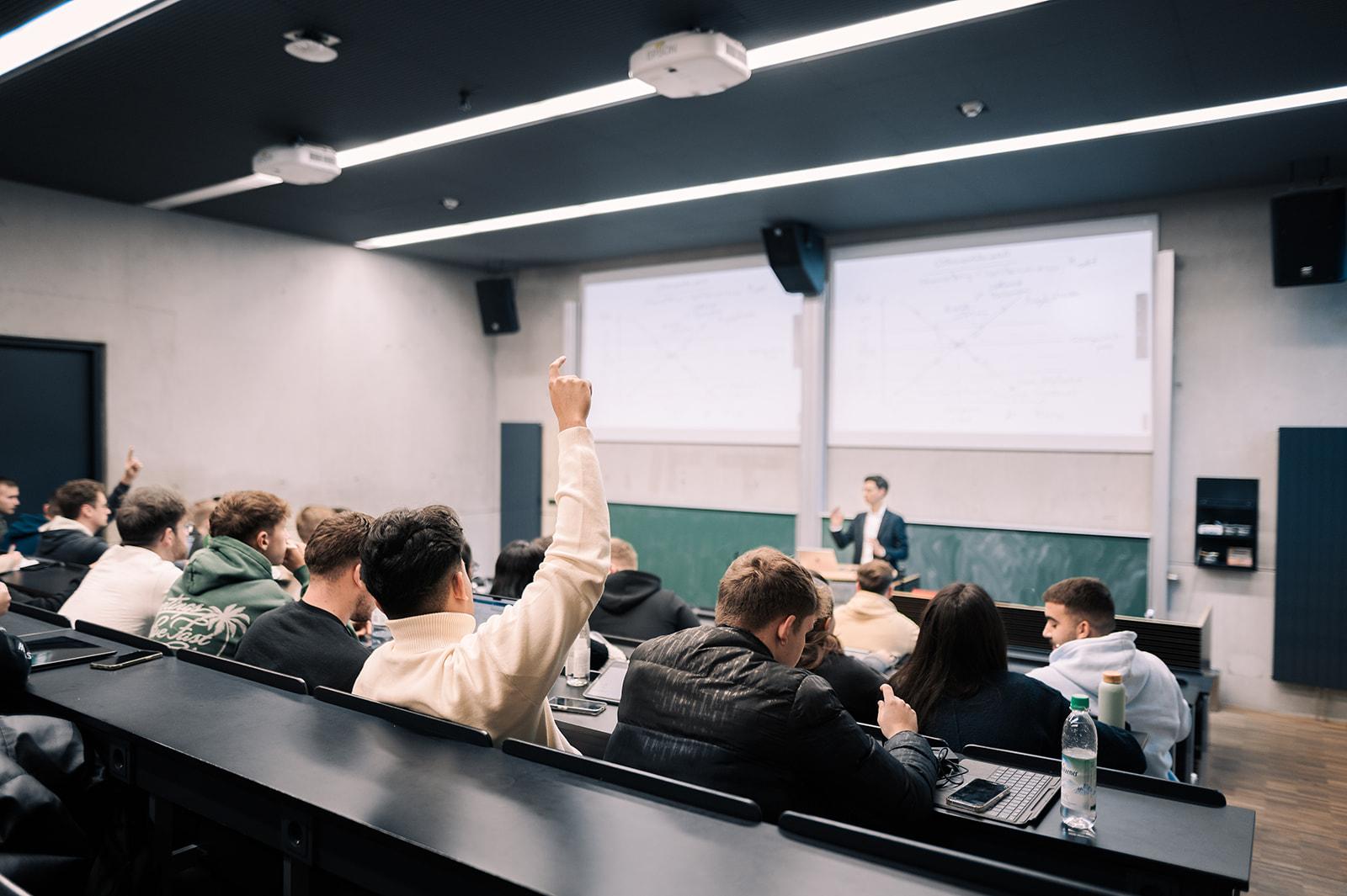 Link zur Begürßungsveranstaltung Masterstudierende Link zur Begürßungsveranstaltung Masterstudierende