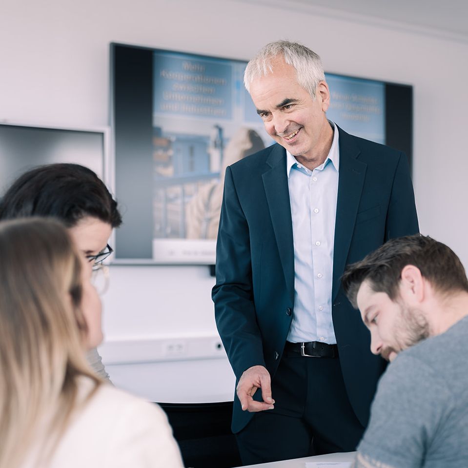 Verlinkung zur Eventseite der Online-Infostunde des berufsbegleitenden Studiengangs IT-Projekt- und Prozessmanagement Verlinkung zur Eventseite der Online-Infostunde des berufsbegleitenden Studiengangs IT-Projekt- und Prozessmanagement