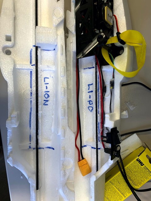 akku_platzierung_1.jpg akku_platzierung_1.jpg