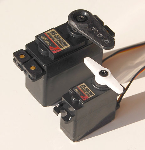 standard and mini servos